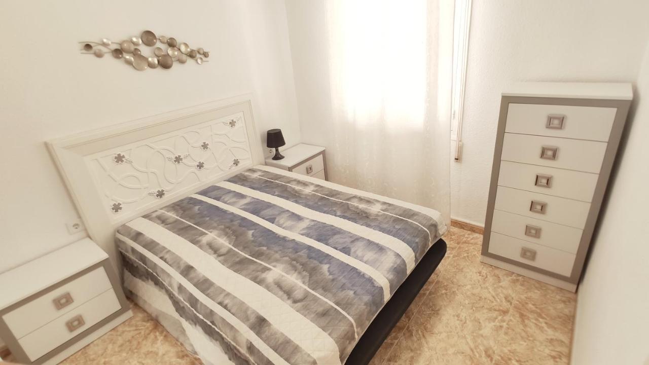Beautiful Flat With Sea View And Sound Of The Surf Apartman Santa Pola Kültér fotó
