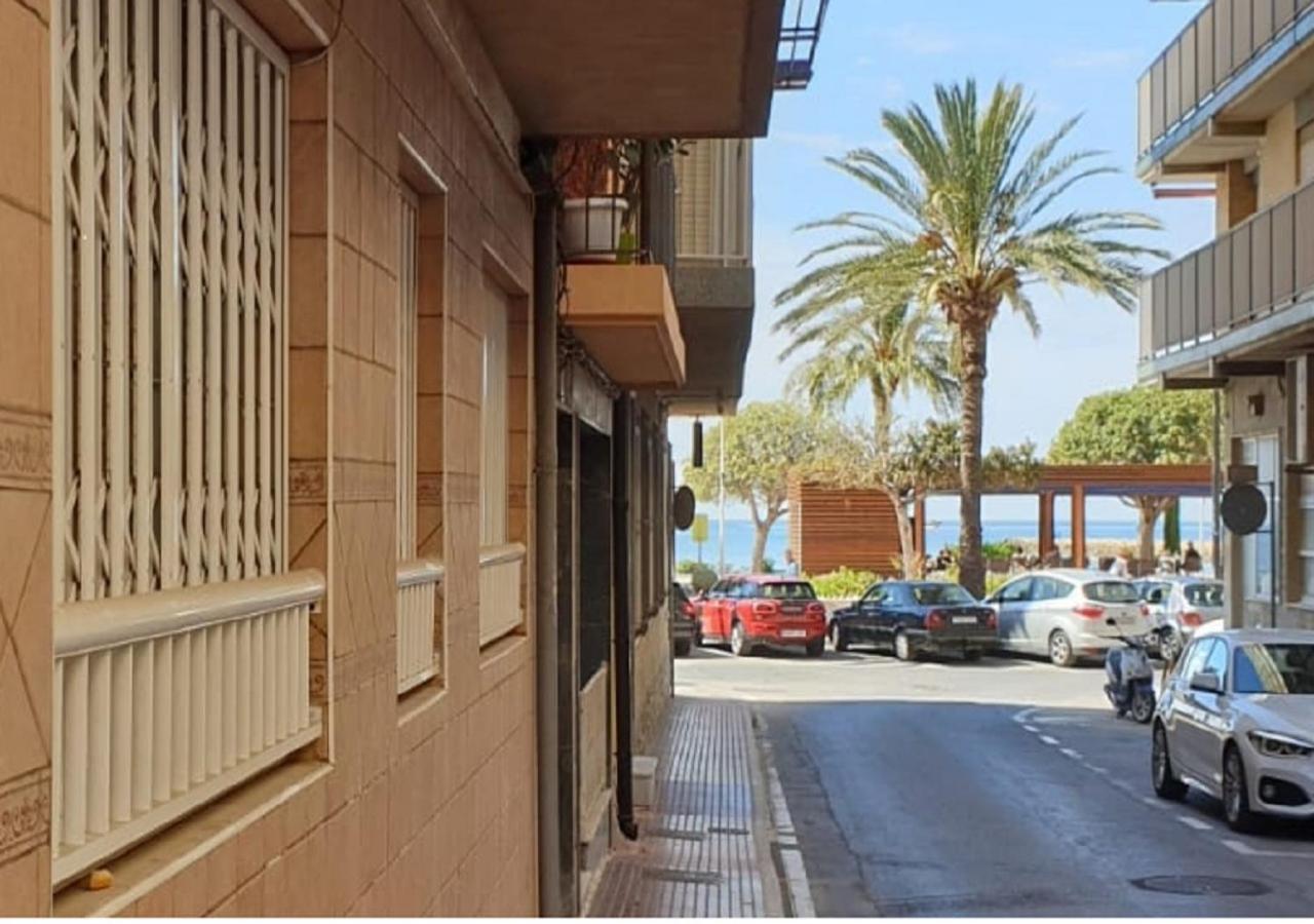 Beautiful Flat With Sea View And Sound Of The Surf Apartman Santa Pola Kültér fotó